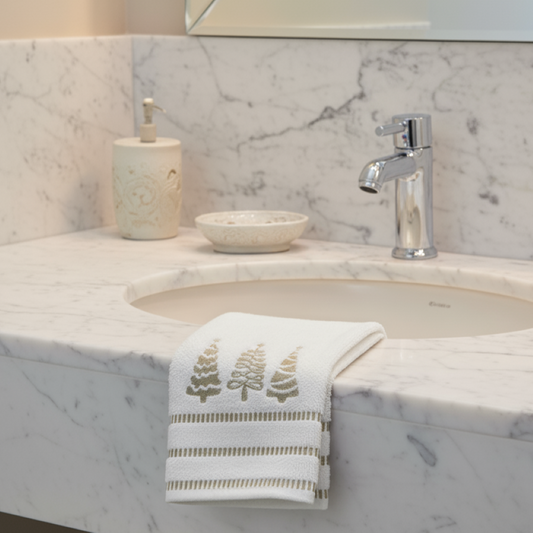 Evergreen Christmas/Holiday - Set of Hand/Guest Towels