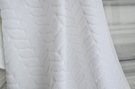 Romance - Set of 12 White Hand Towels