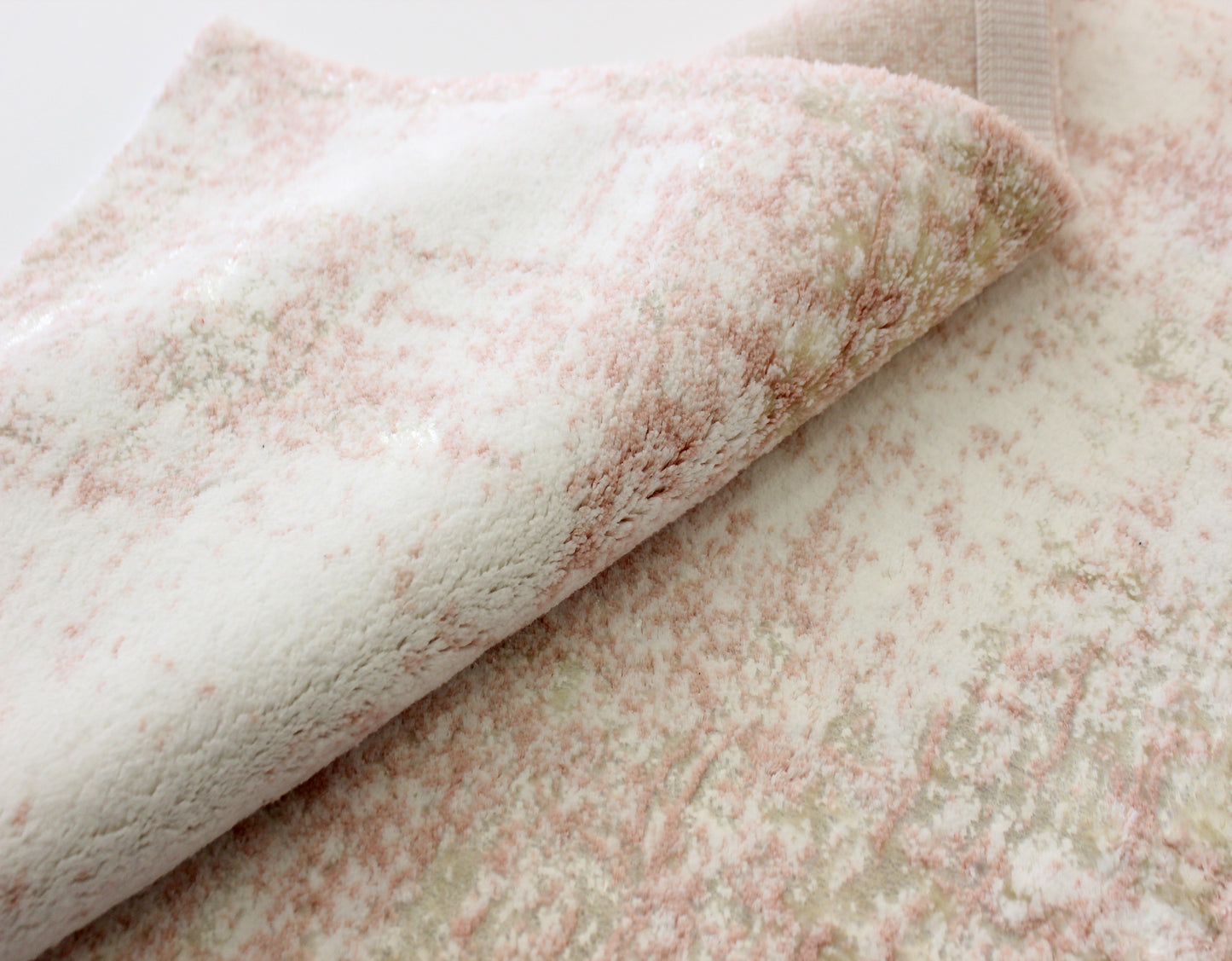 Stone Shimmer Rug - Blush/Champagne